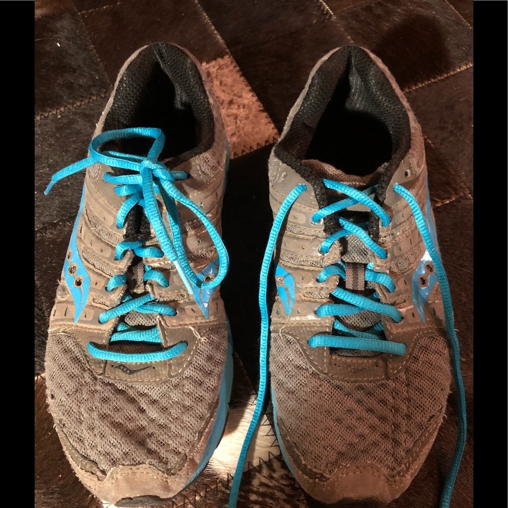 ⛵️4/$20 Saucony running shoes. Grey & Teal. Sz 8.5